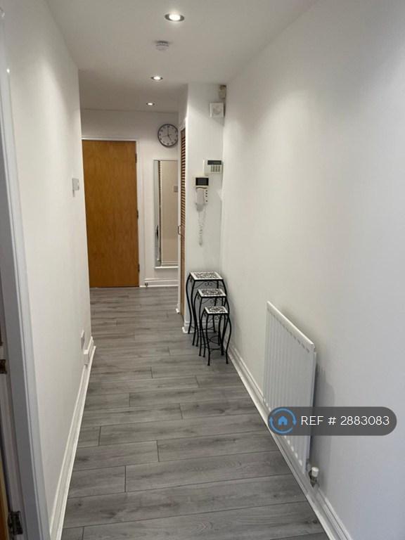 Flat Minerva Way in Glasgow