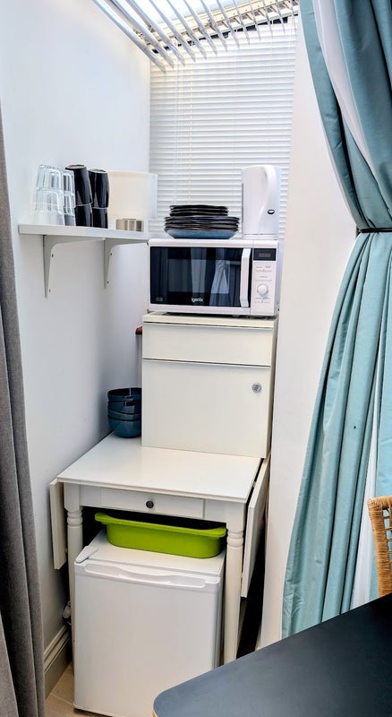 Room Brickfield Close in Greater London