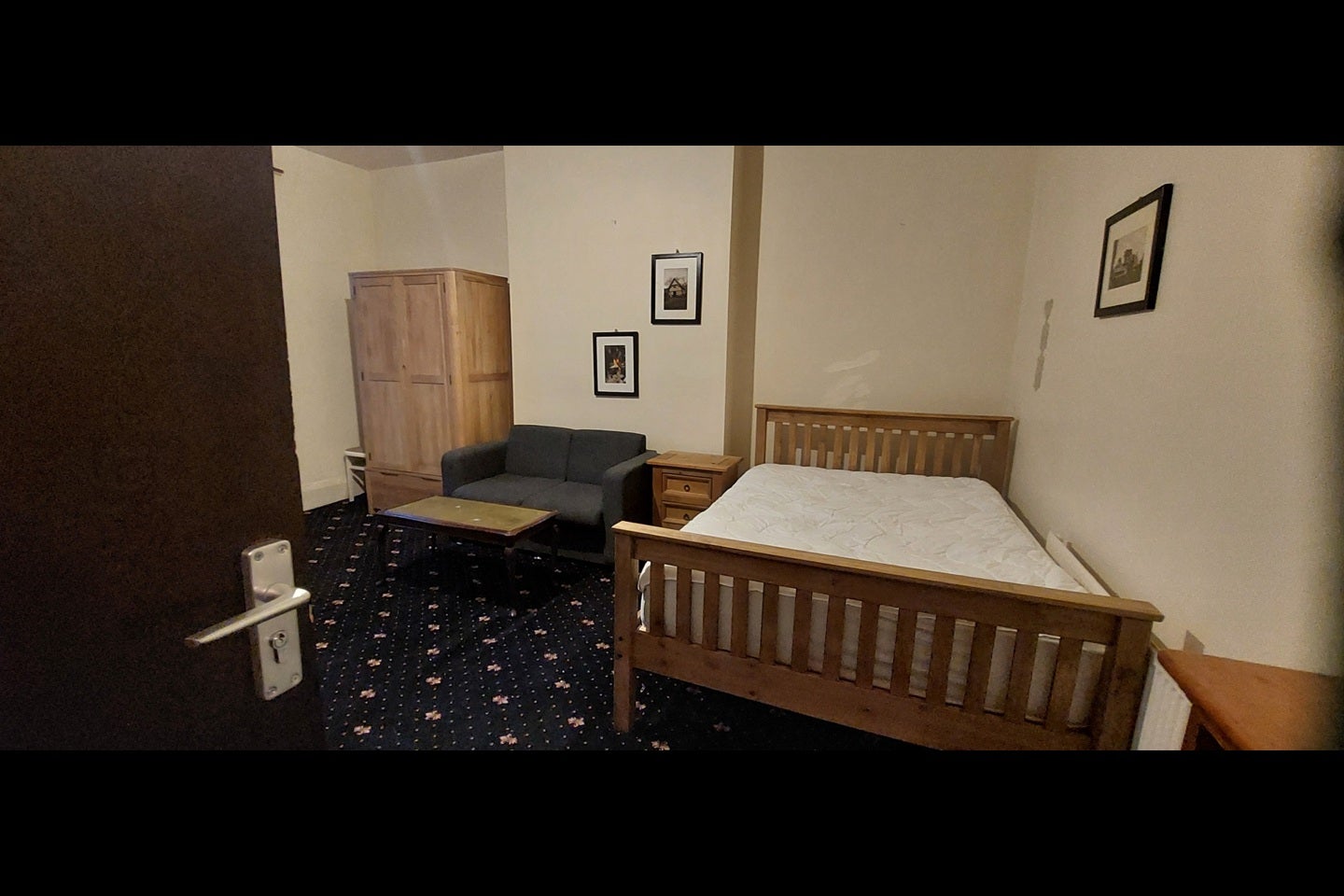 Room Stanmore Road in Birmingham