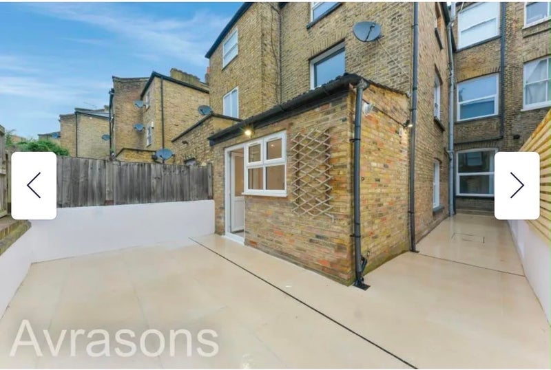 Room Handforth Road in Greater London