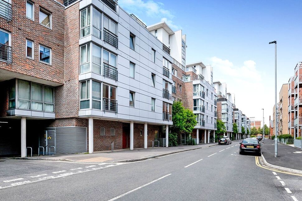 Flat Cross Street in Portsmouth