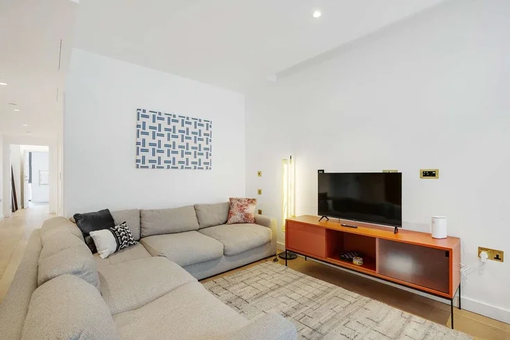 Flat Camley Street in Greater London