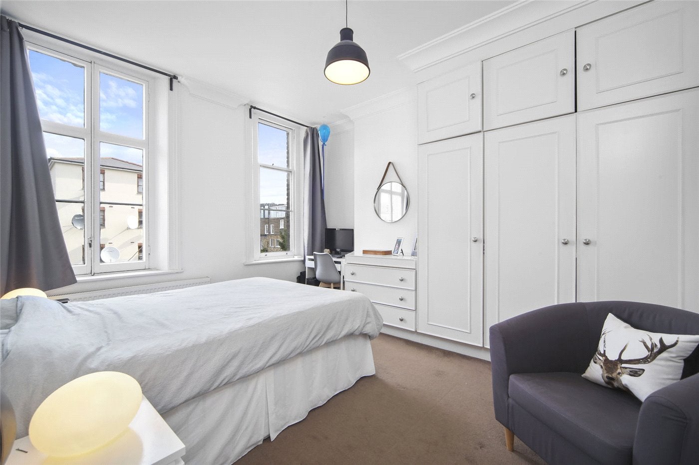 Flat Uxbridge Road in Greater London