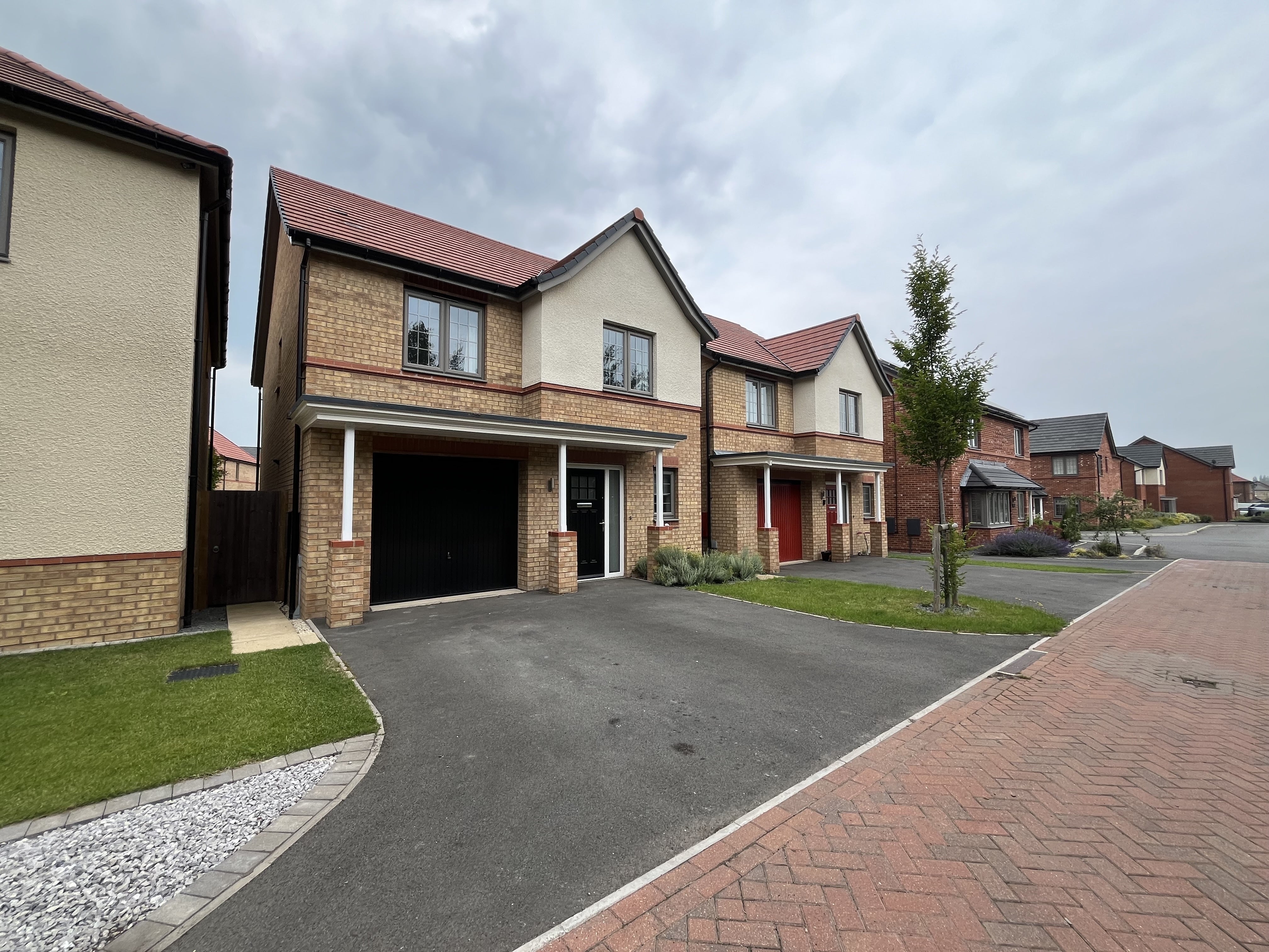 Flat Elm Drive in Market Harborough