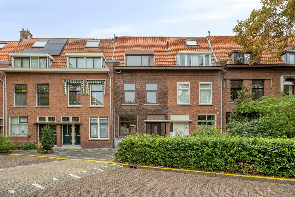 Huis Poortugaalsestraat 11 in Schiedam