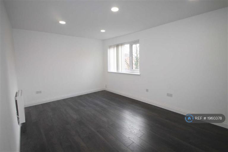 Flat Belmont Street in Salford