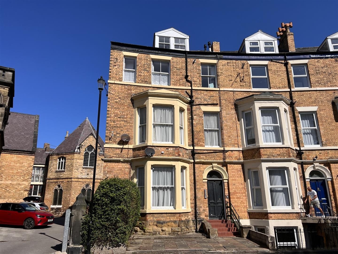 Flat Salvation Lane in Scarborough