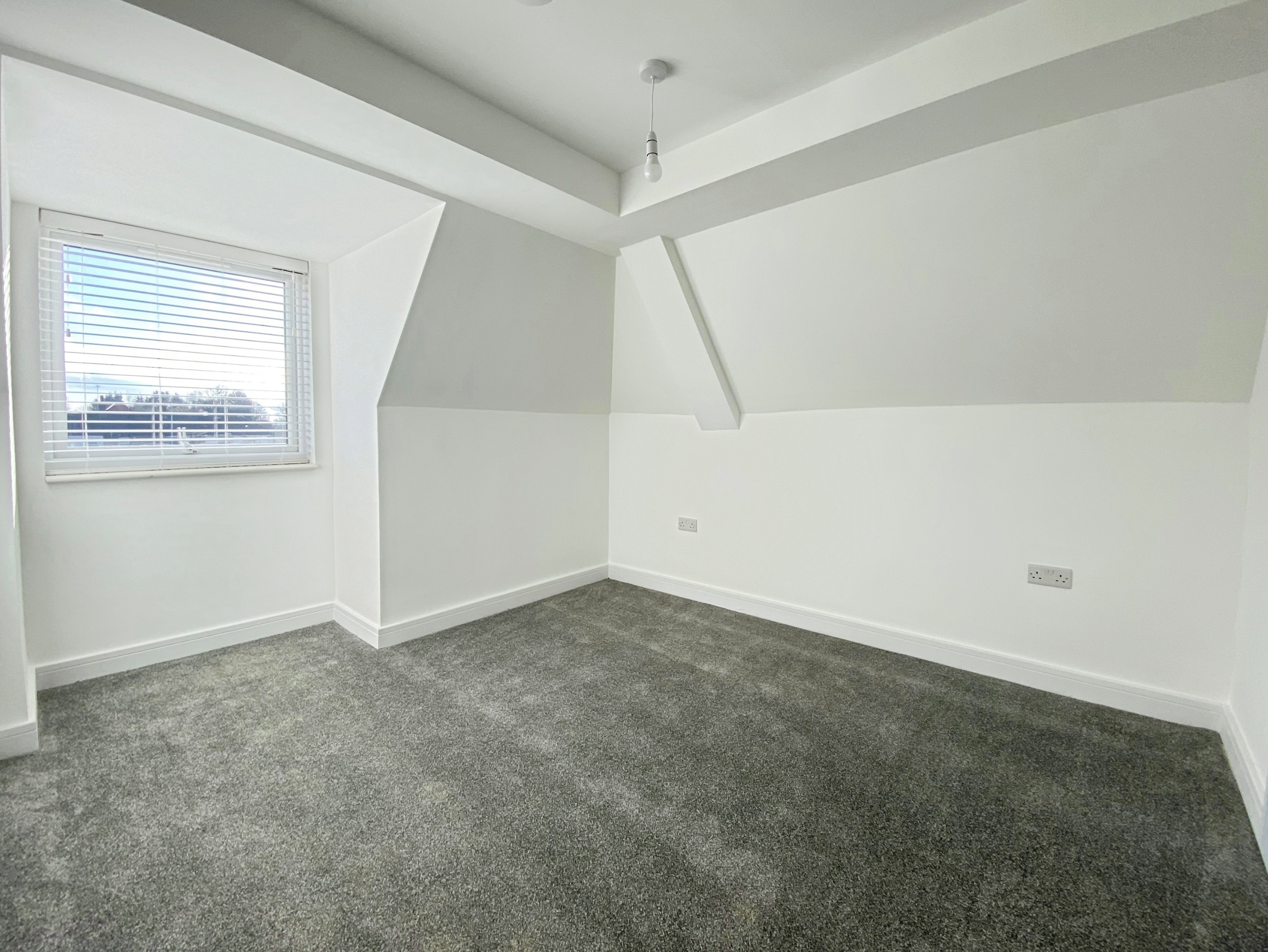 Flat Swain Court in Peterborough
