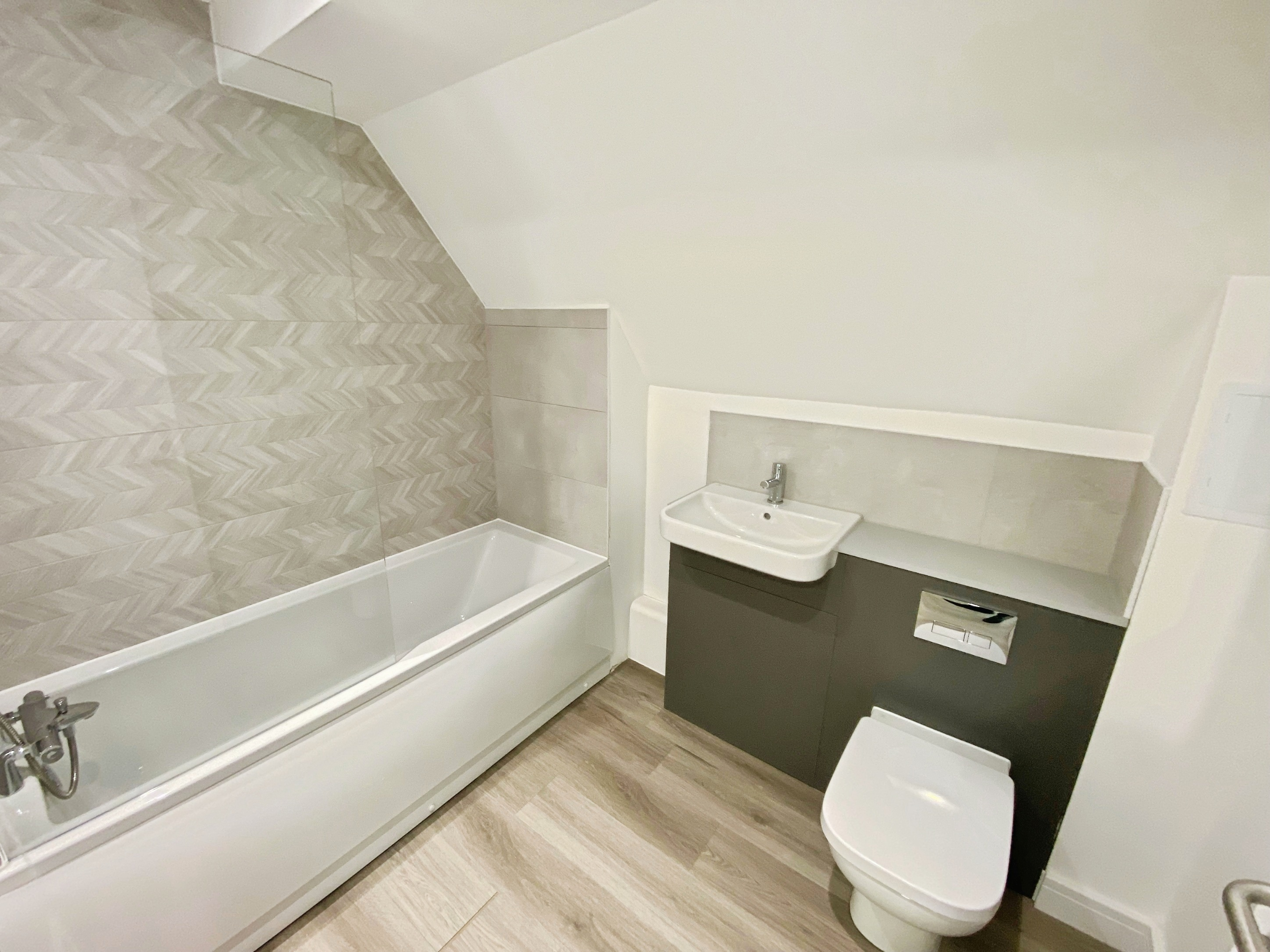 Flat Swain Court in Peterborough