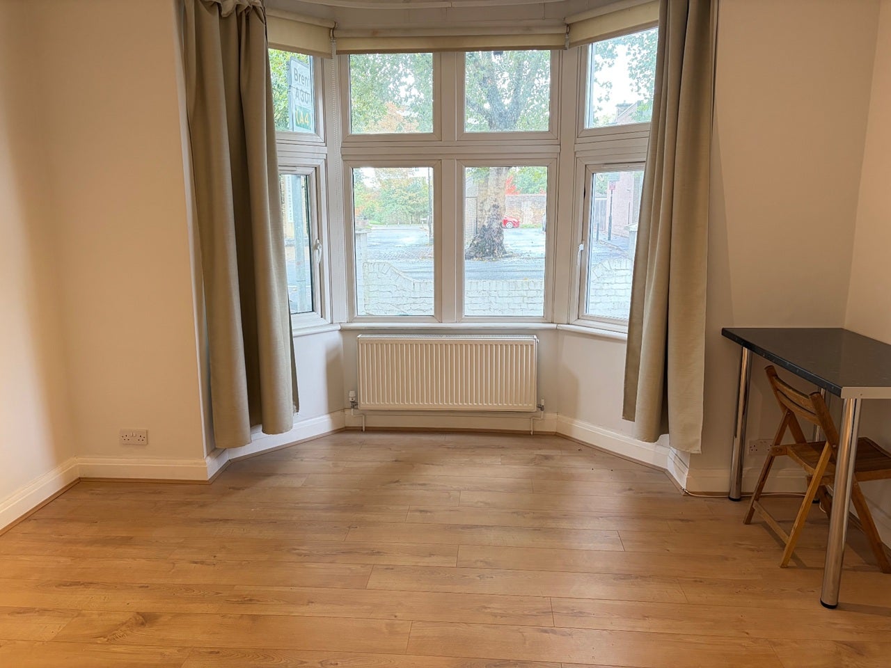 Flat Lionel Road North in Greater London