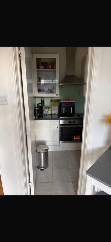 Room Colworth Road in Greater London