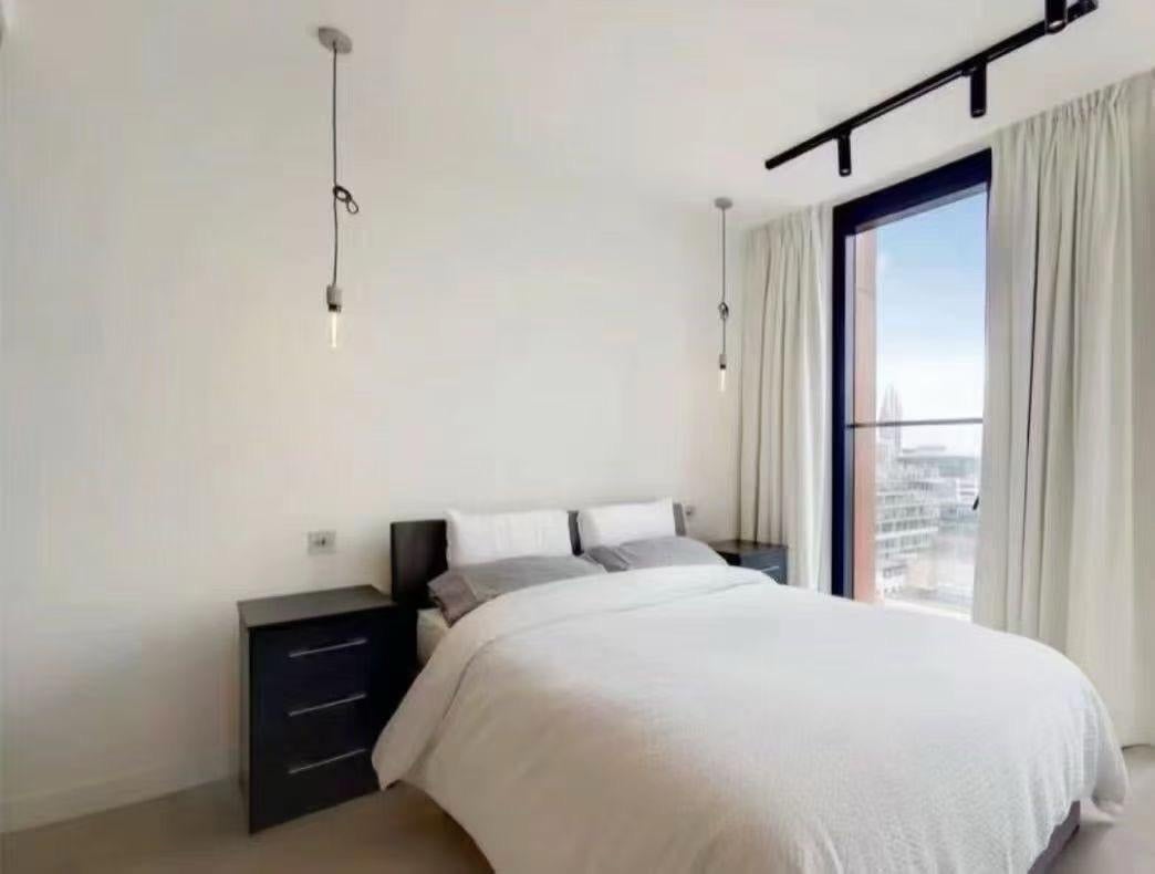 Flat Earl Street in Greater London