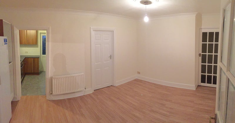 Room Barnard Road in Greater London