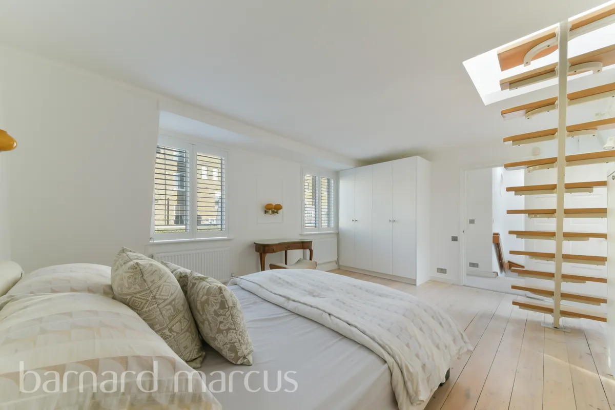 House Coleherne Mews in Greater London