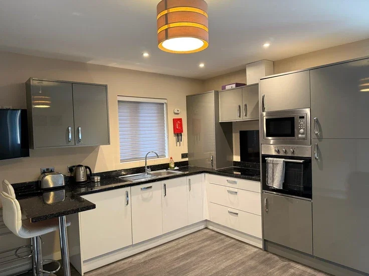 Flat Johnson Close in Borough of Runnymede