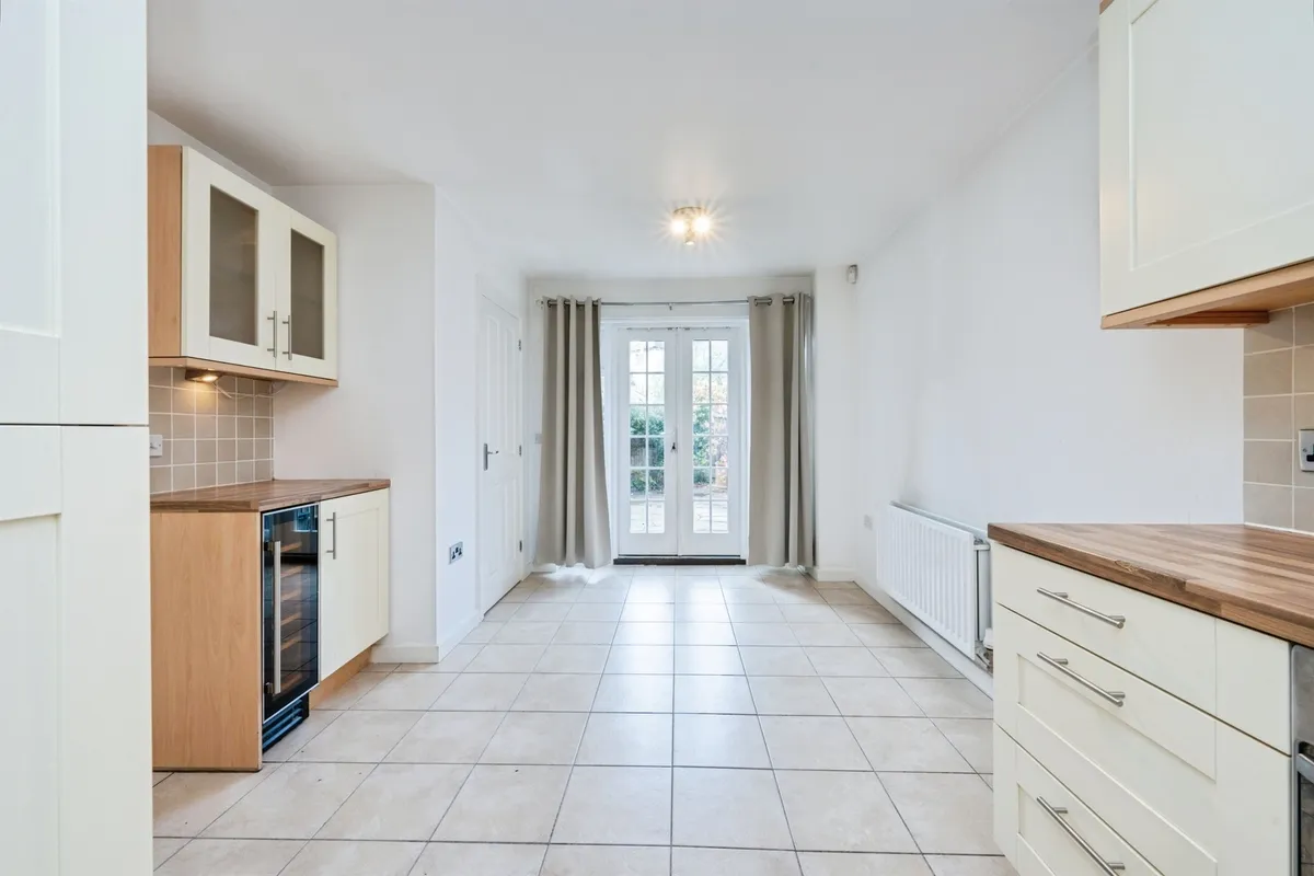 House Ogilvie Close in Wendover