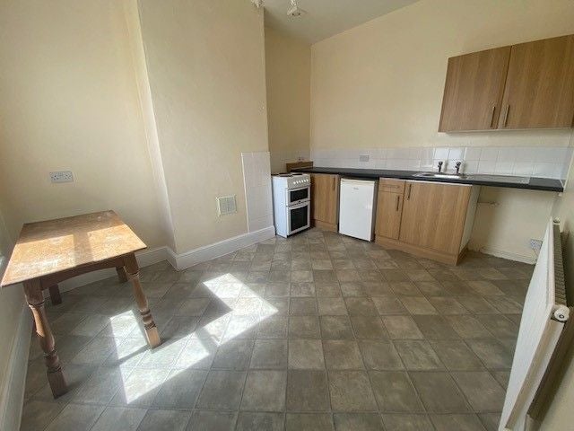 Flat Avonvale Road in Bristol