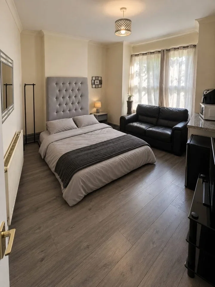 Room Kelling Gardens in Greater London