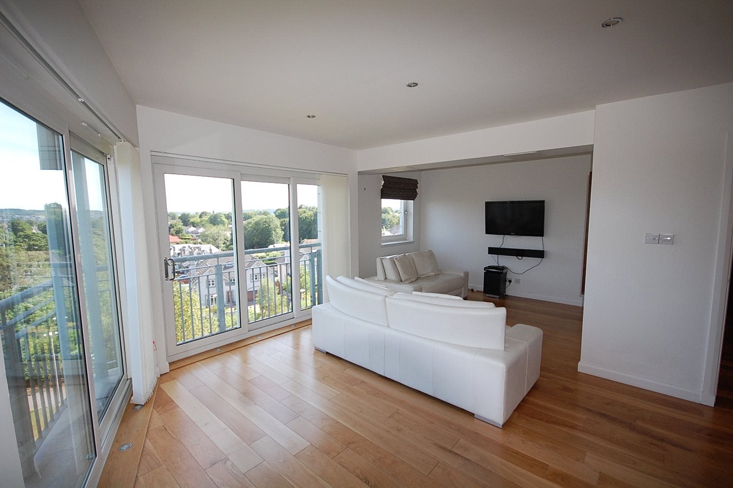 Flat Kepplestone Gardens in Aberdeen City