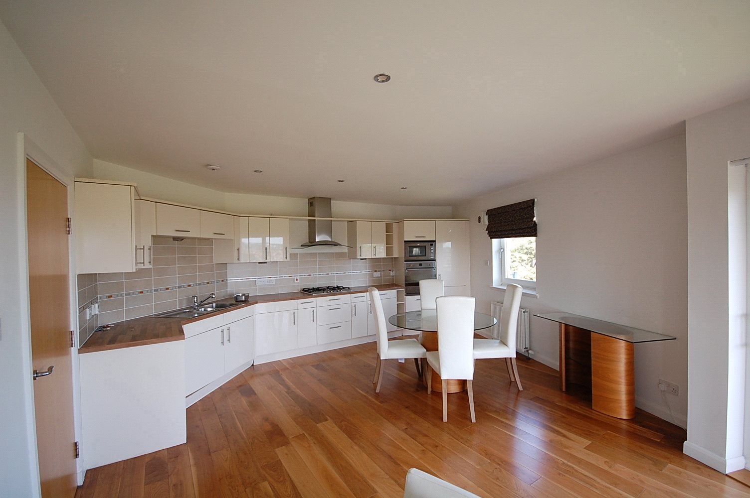 Flat Kepplestone Gardens in Aberdeen City