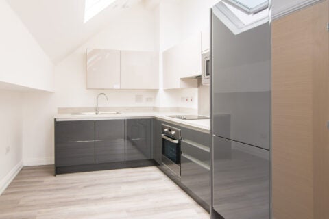 Flat Northbrook Crescent in Basingstoke and Deane
