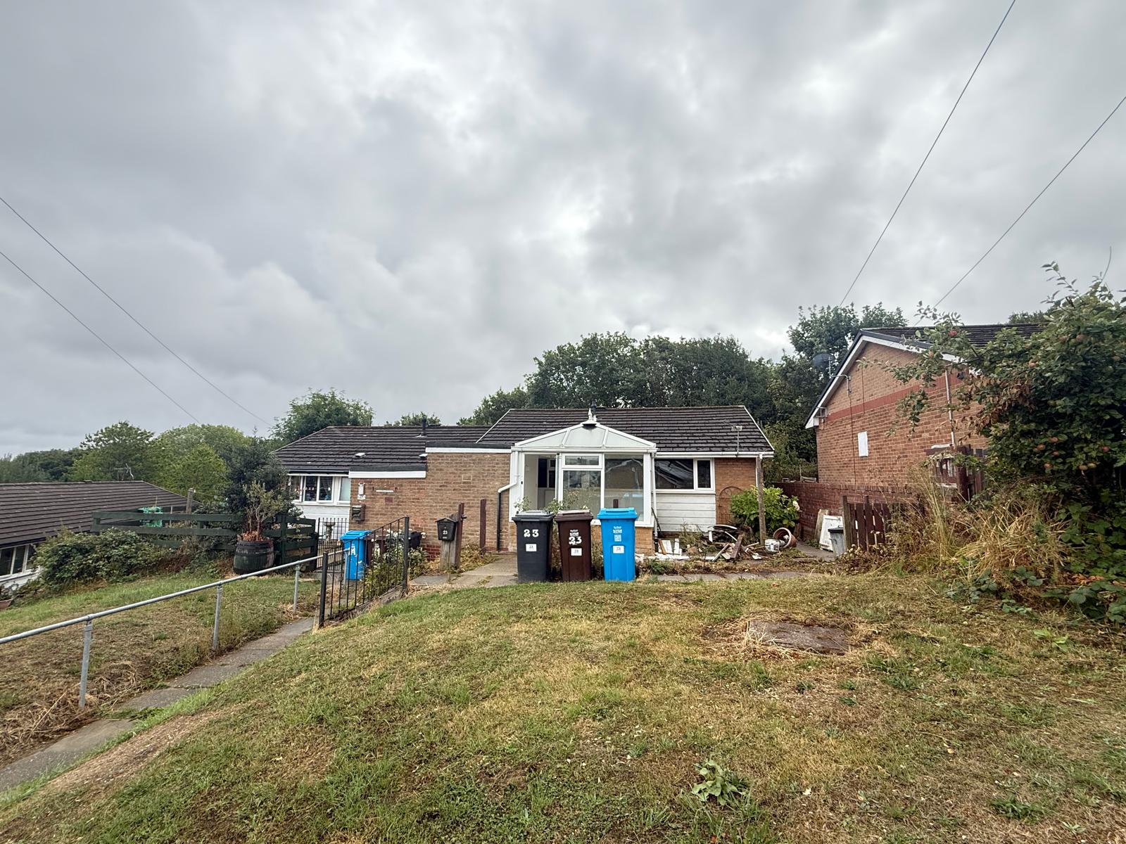 House Oxley Close in Sheffield