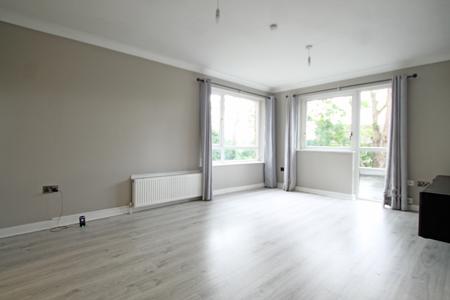 Flat Hollybank in Leeds