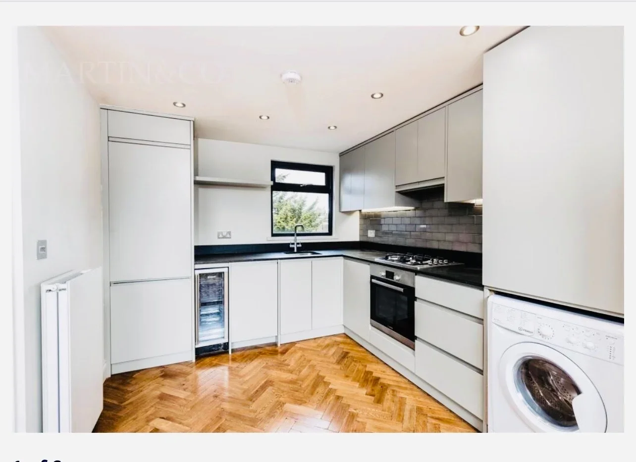 Flat Great West Road in Greater London