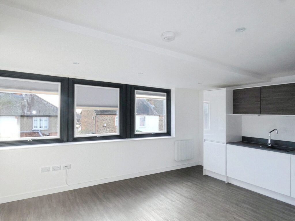 Flat Albert Street in Hart