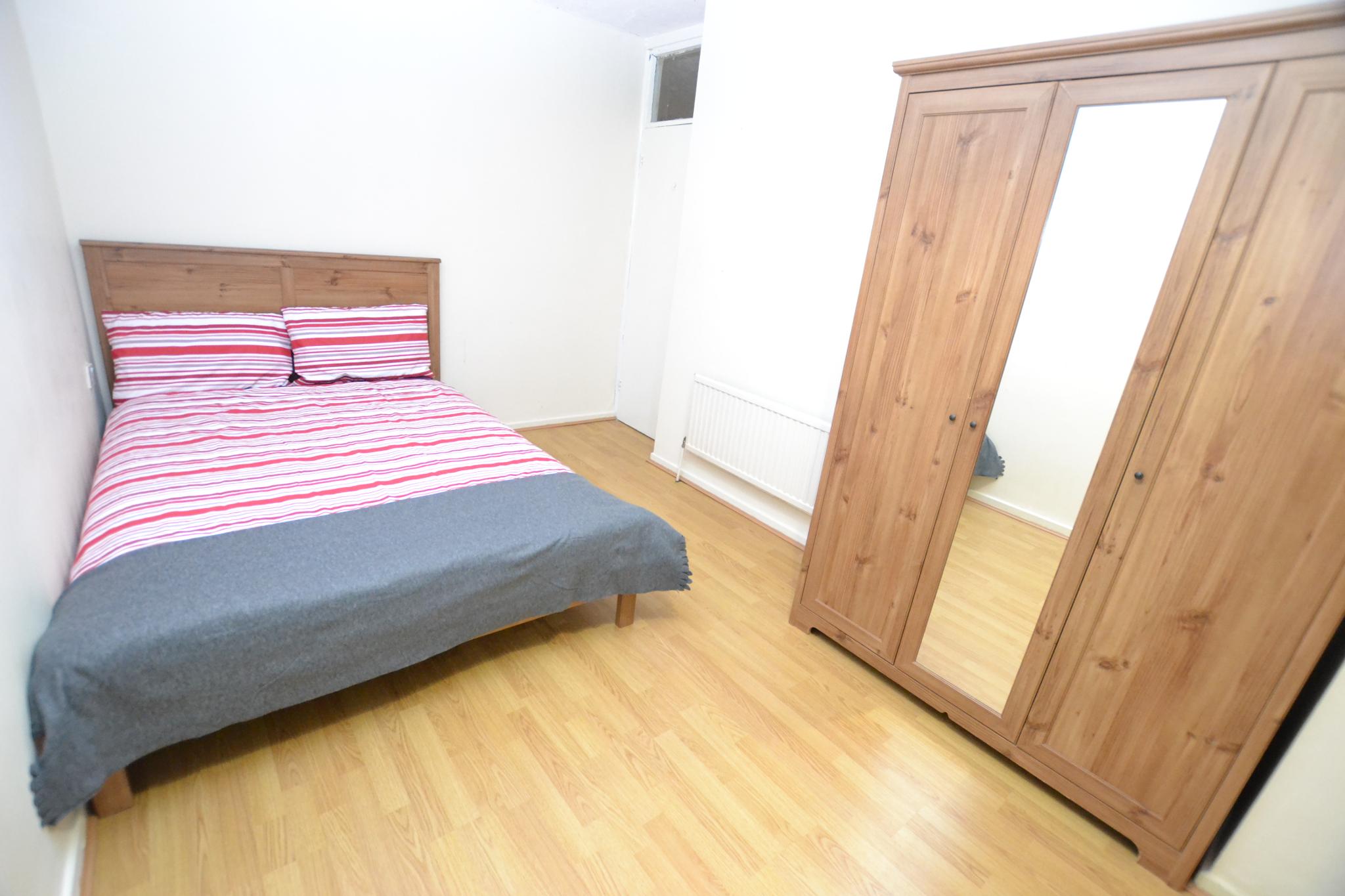 Room Arbery Road in Greater London
