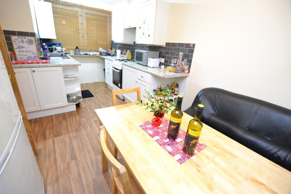 Room Arbery Road in Greater London