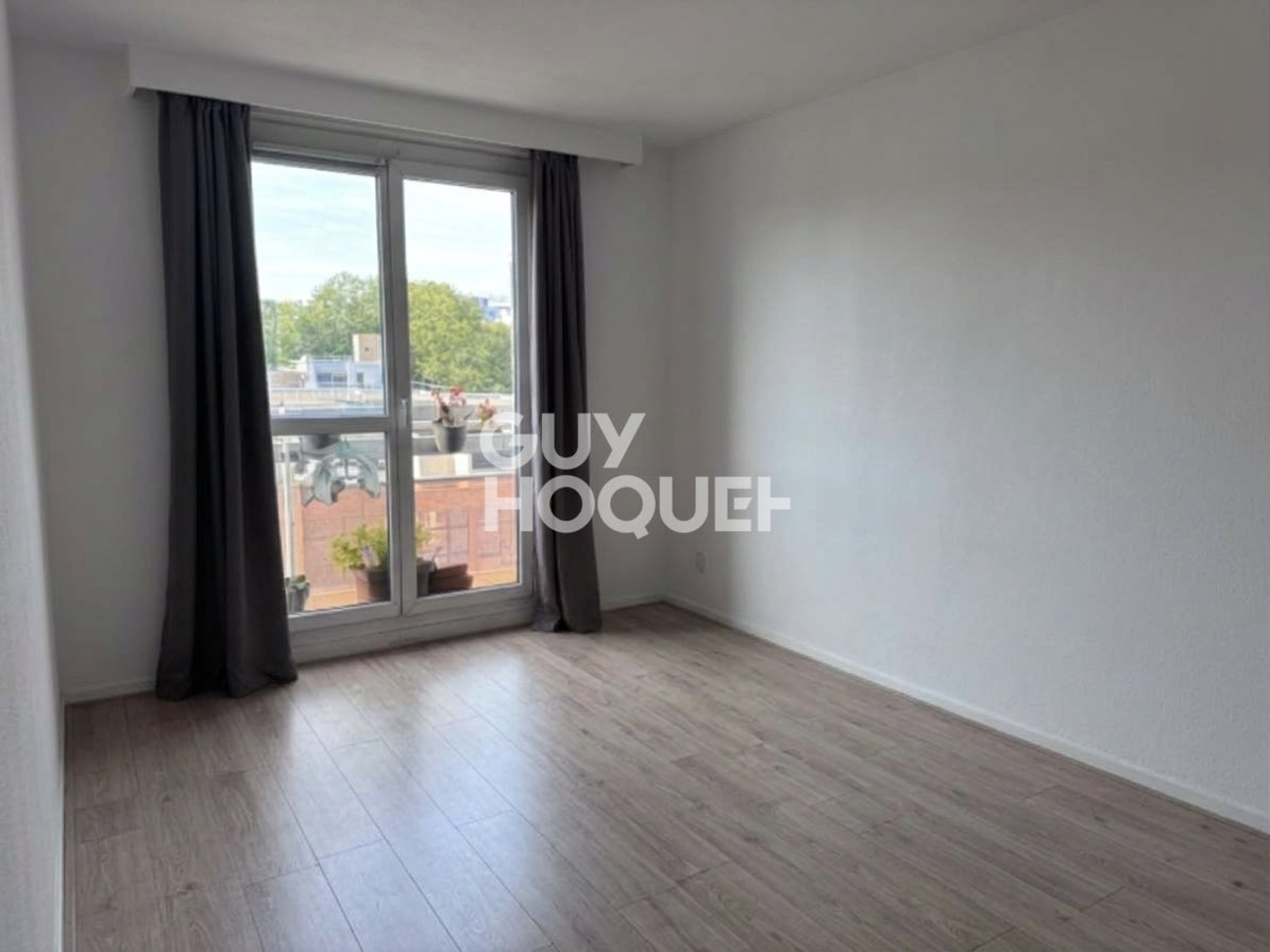 Appartement Chemin Latéral au Chemin de Fer à Bobigny