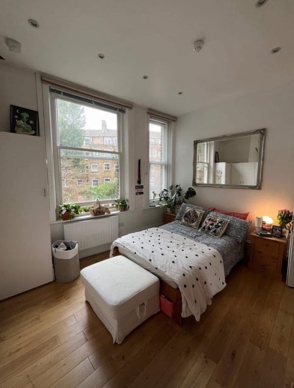 Room Royal College Street in Greater London