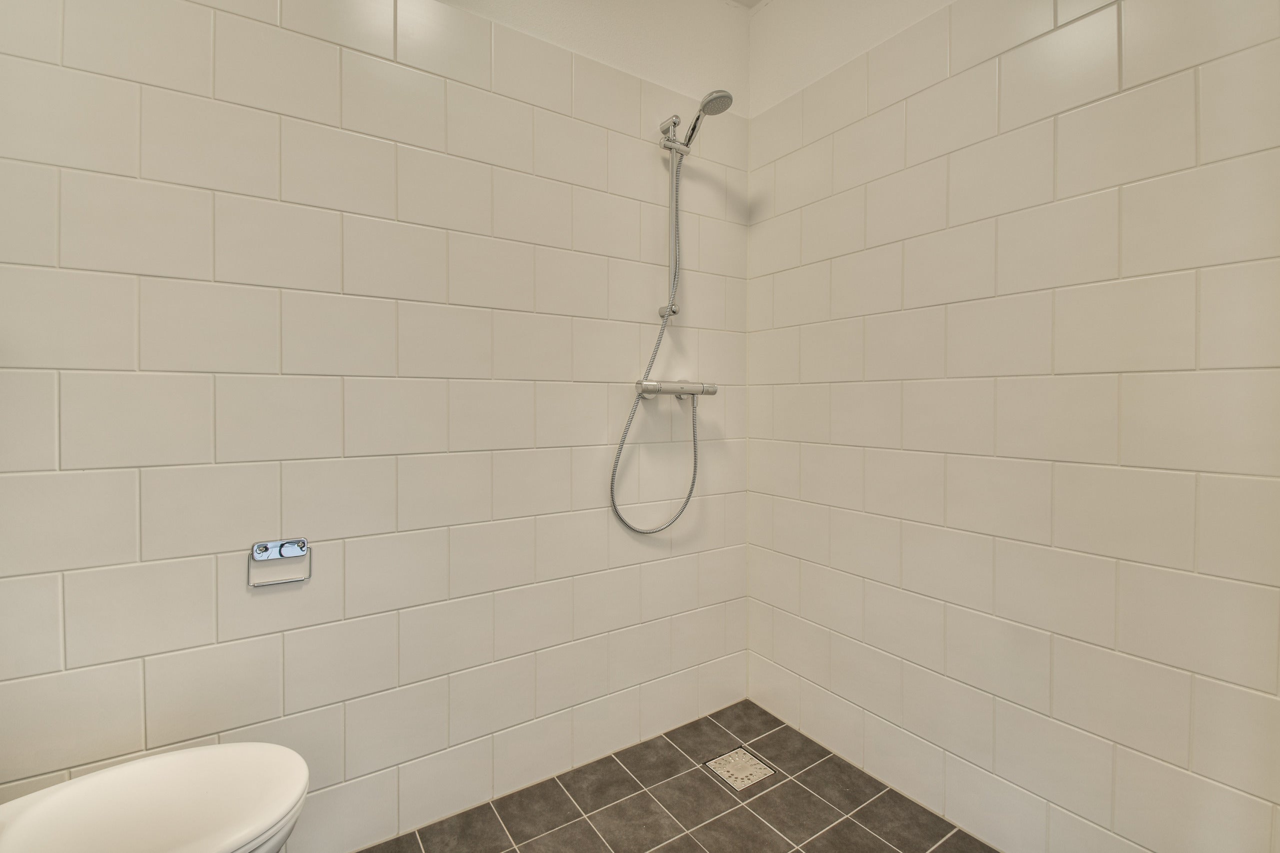 Studio te huur: Waldorpstraat 491A, 'S-Gravenhage