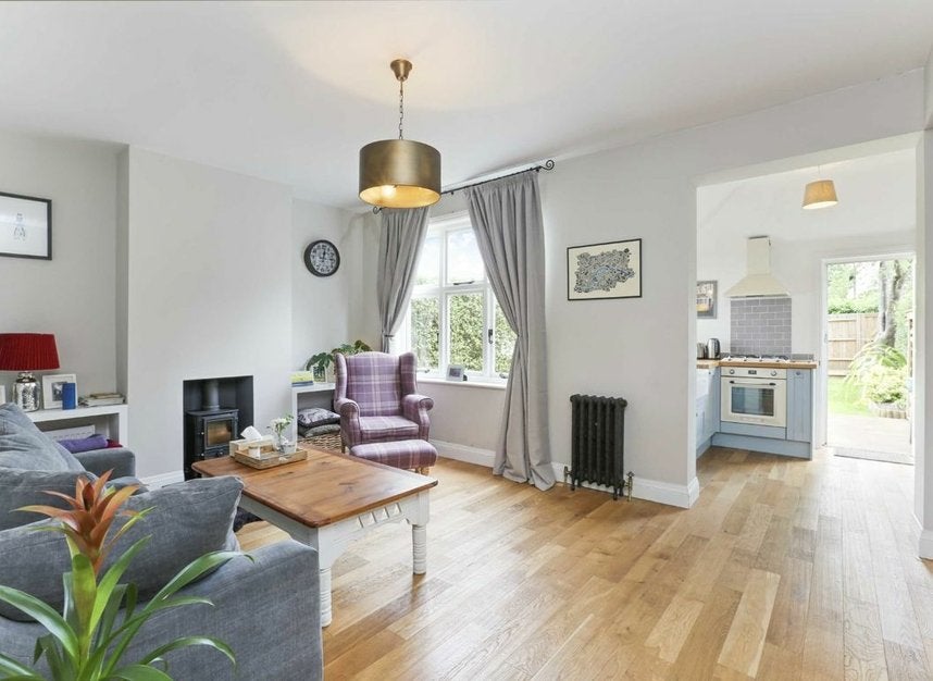 House Brentham Way in Greater London