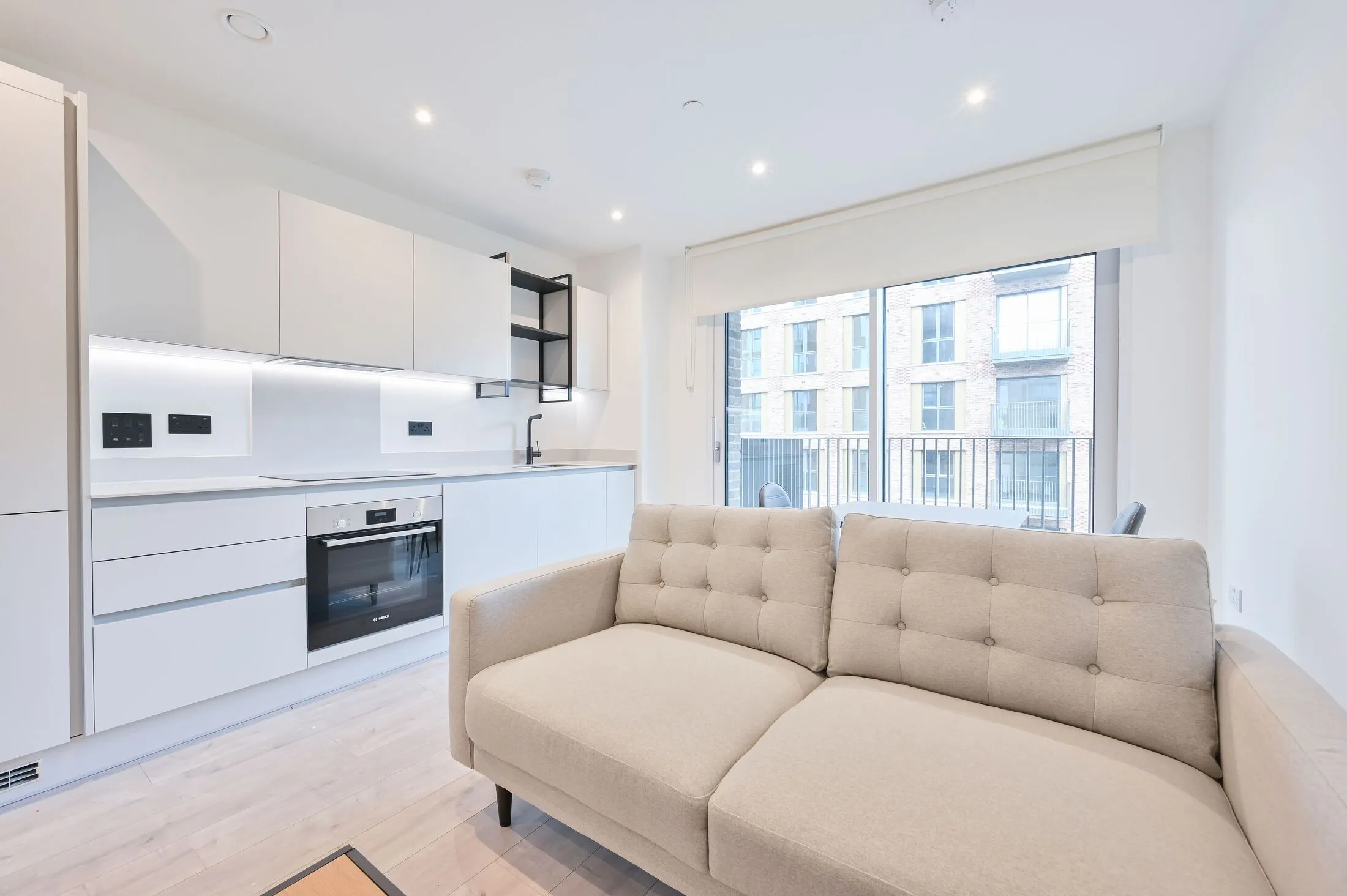 Flat Leavesden Road in Watford