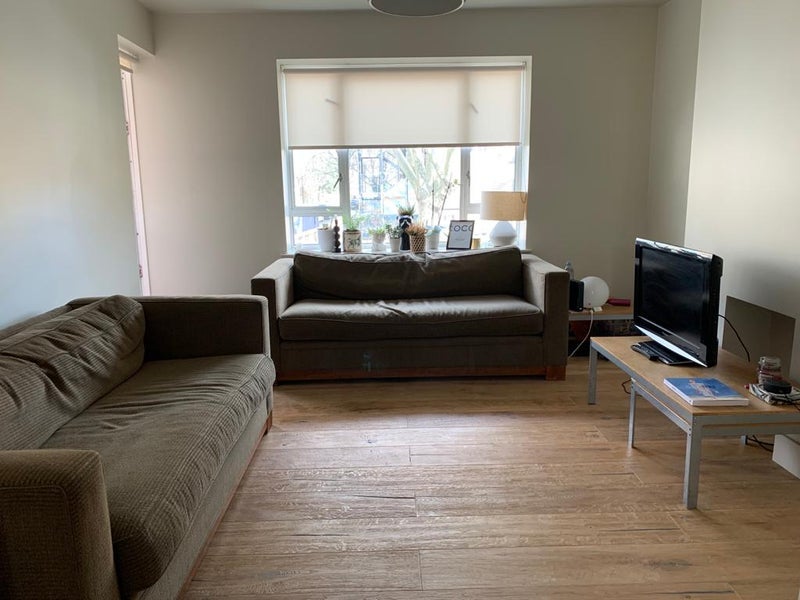 Room Sirdar Road in Greater London