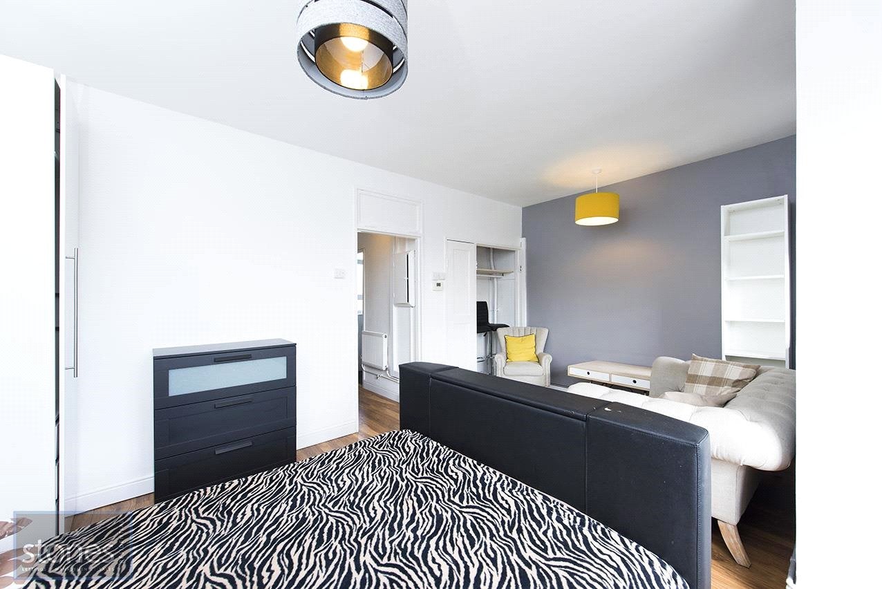 Flat Kilburn Vale in Greater London