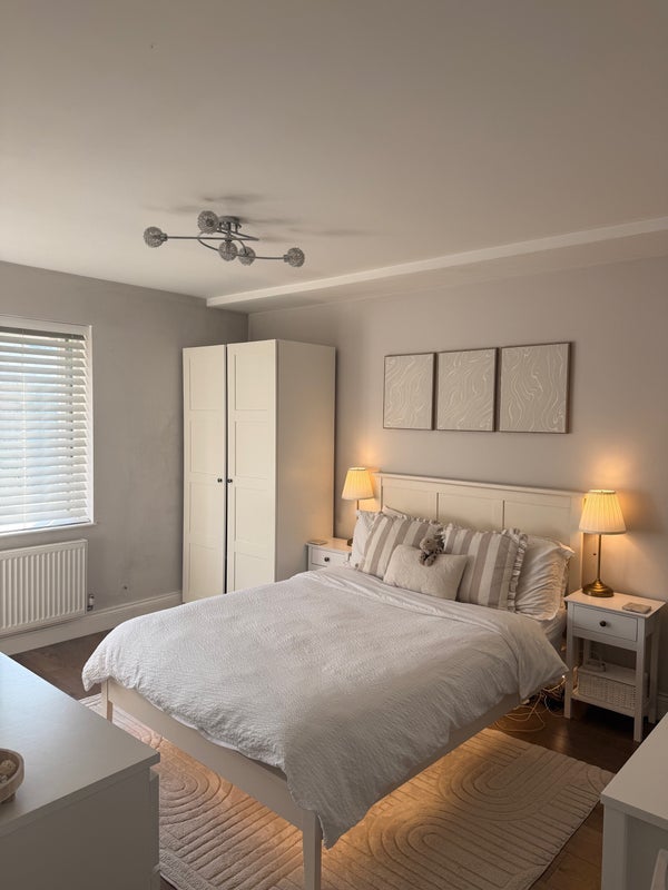 Room Saint Alphonsus Road in Greater London