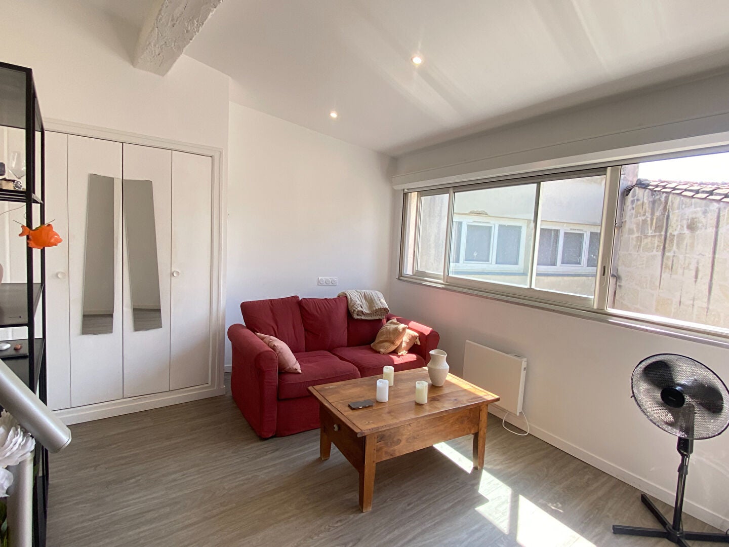 Appartement Place Gambetta à Bordeaux
