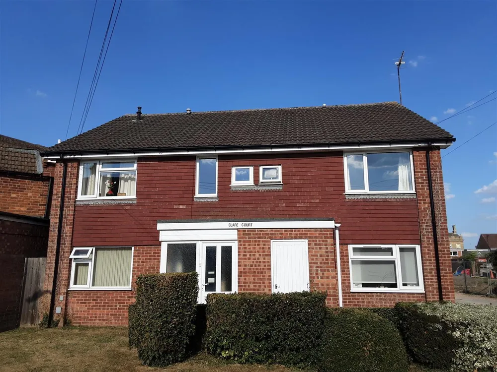 Flat Burghley Street in South Kesteven
