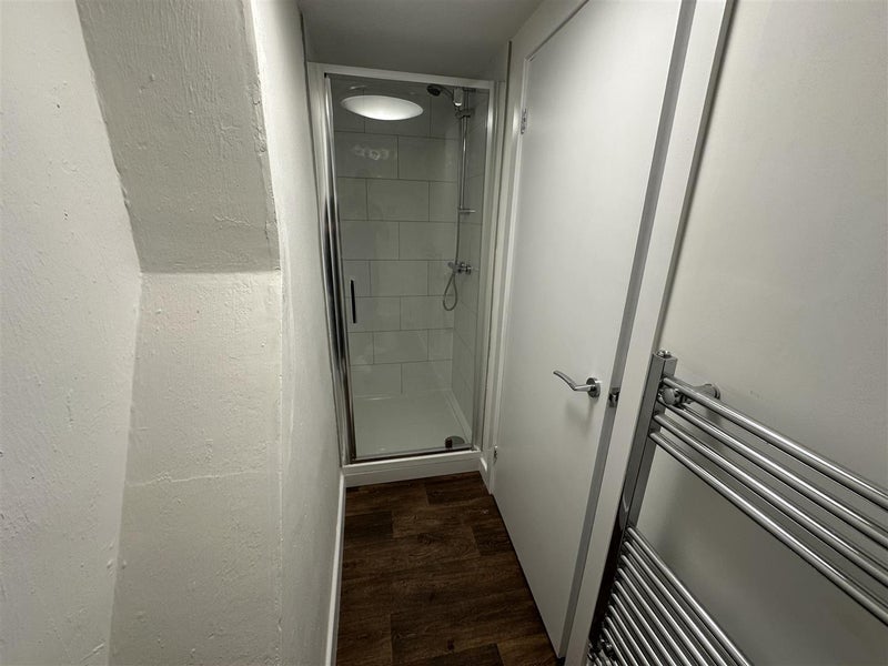 Room St John Street in Mansfield Woodhouse