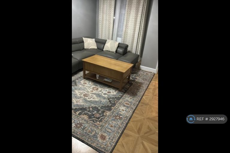 Room Marlington Drive in Kirklees