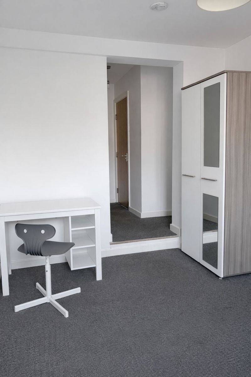 Room Hamilton Street in Leigh
