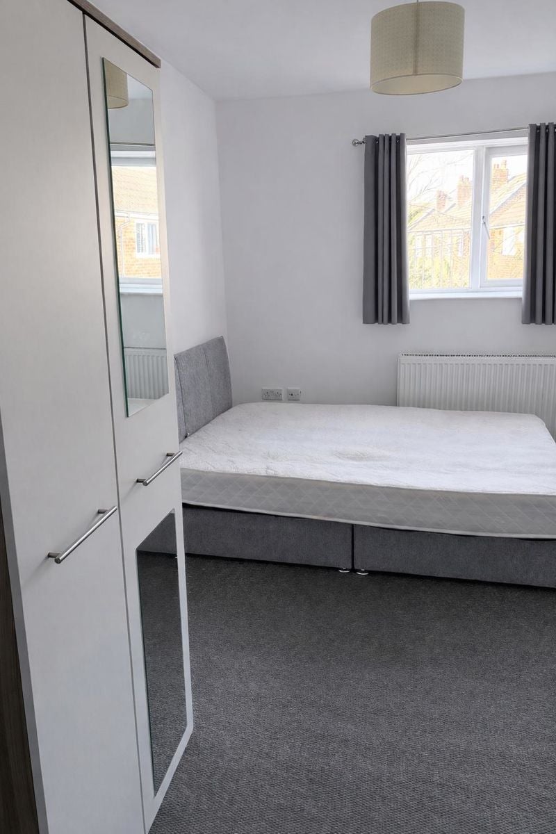 Room Hamilton Street in Leigh