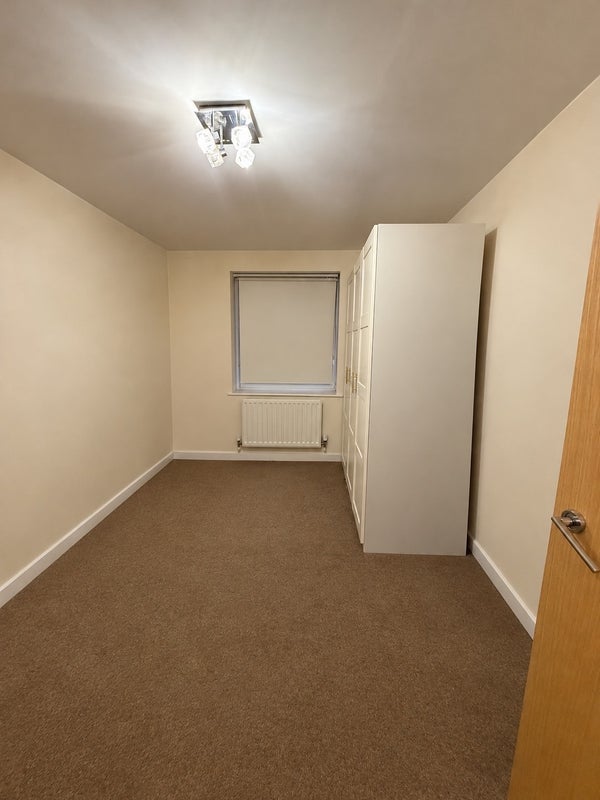 Room John Dyde Close in East Hertfordshire