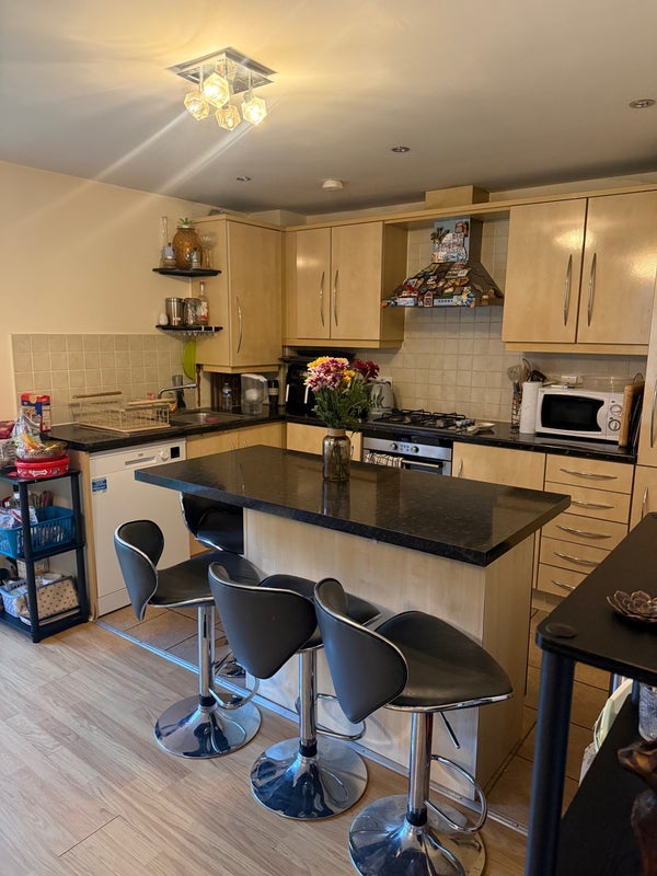 Room John Dyde Close in East Hertfordshire