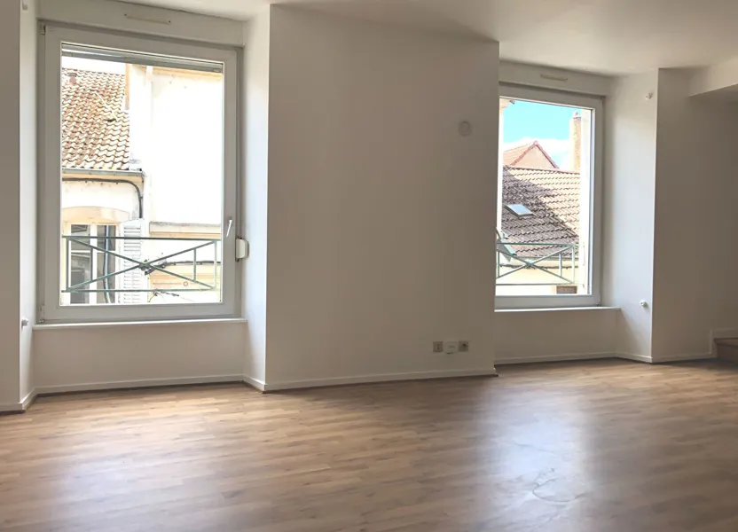 Flat Rue Louis Clément in Neufchâteau
