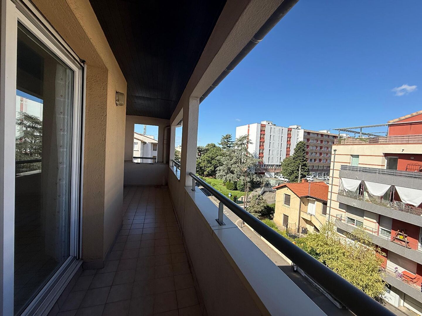 Flat Rue des Arcs Saint-Cyprien in Toulouse