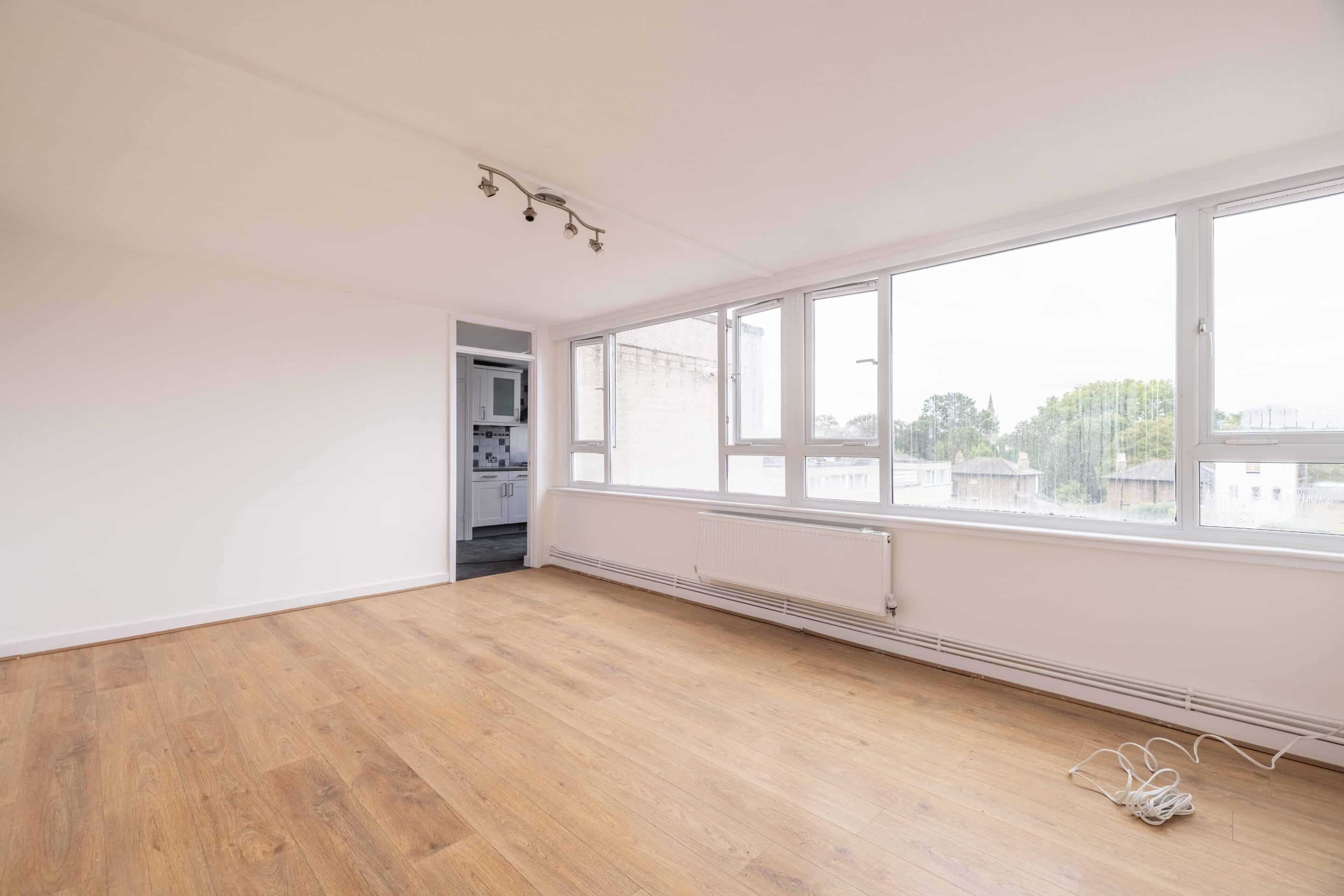 Flat Athlone Square in Windsor